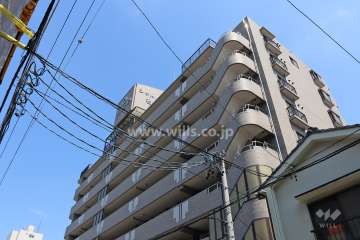 シャトレ愛松名駅南の外観（北西側から）