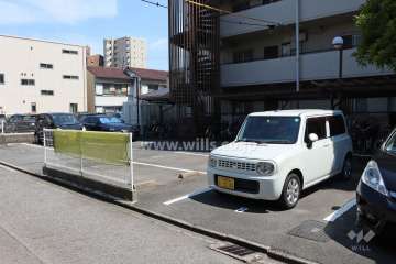 敷地内駐車場（屋外平面式）