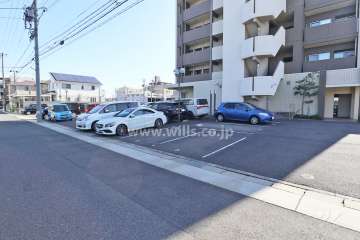 敷地内駐車場（屋外平面式）