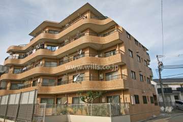 オオタピア植田の外観