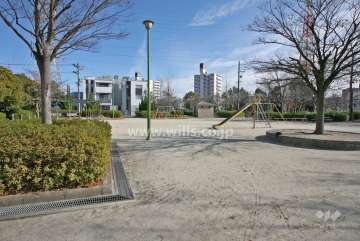 敷地南側の公園