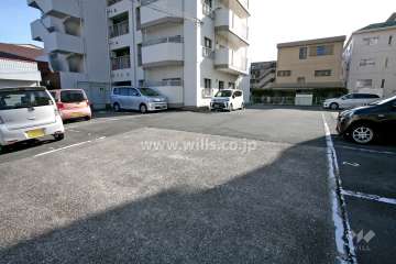 敷地内駐車場（屋外平面式）
