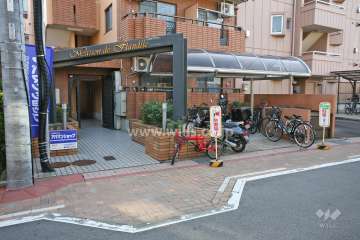 エントランスアプローチ