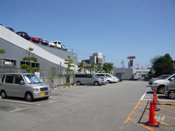 敷地内駐車場（屋外平面式）