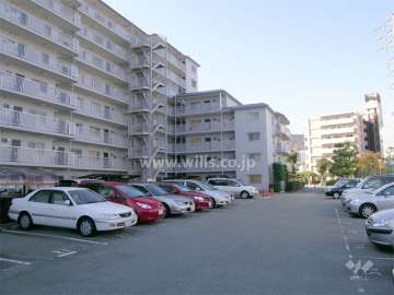 敷地内駐車場（屋外平面式）