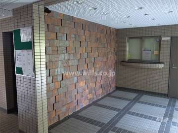 エントランスホール