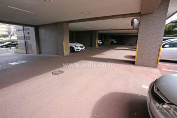敷地内駐車場（屋外平面式）