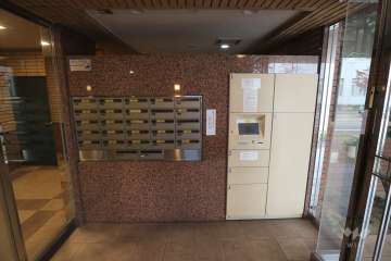 共用ポストと宅配ボックス