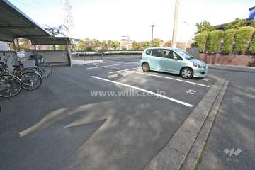 敷地内駐車場（屋外平面式）