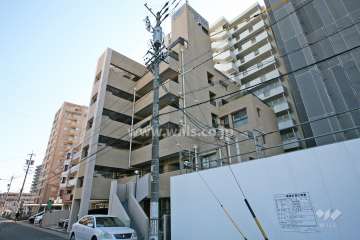 ライオンズマンション原駅の外観