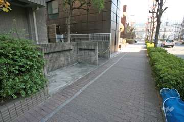 ゴミ置き場