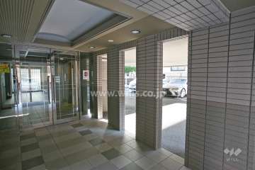 エントランスホール