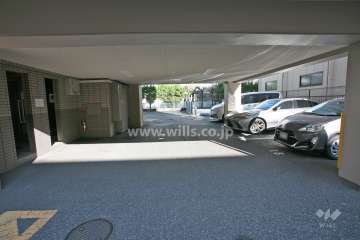 敷地内駐車場（屋外平面式）