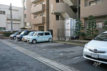 敷地内駐車場(屋外平面式)