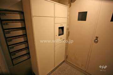 宅配ボックスと共用ポスト