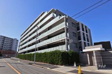 アネシア平針の外観（東側から）