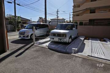 敷地内駐車場（屋外平面式）