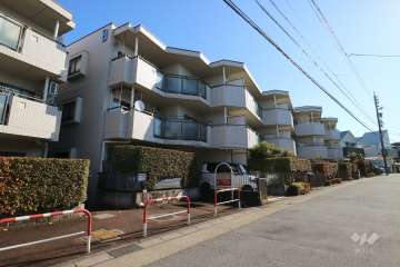 シティコーポしまだB棟の外観（南西側から）