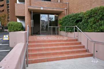 住戸入り口（敷地西側）