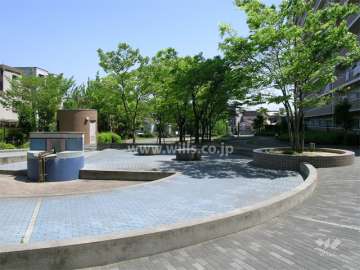 敷地内の緑地スペース