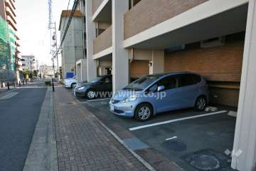 敷地内駐車場(屋外平面式)
