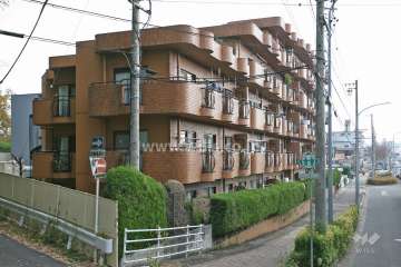 三旺マンション第3八事東の外観(西側から)