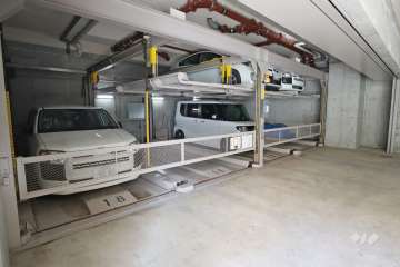 敷地内駐車場（屋内機械式）