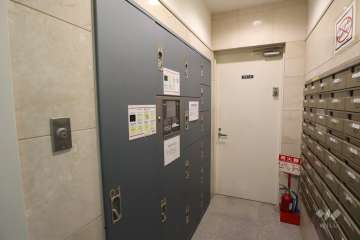 宅配ボックスと共用ポスト