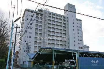 宝八事ハイツの外観２