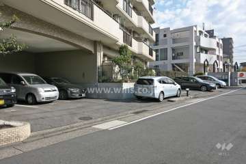 敷地内駐車場（屋内平面式）