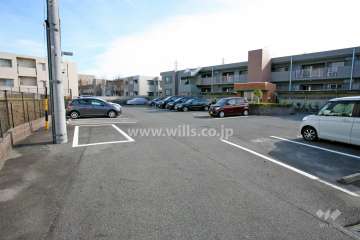 敷地内駐車場（屋外平面式）