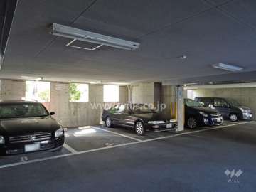敷地内駐車場（屋内平面式）