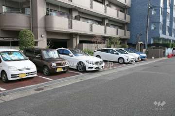 敷地内駐車場（屋外平面式）