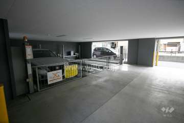 敷地内駐車場(屋内機械式)