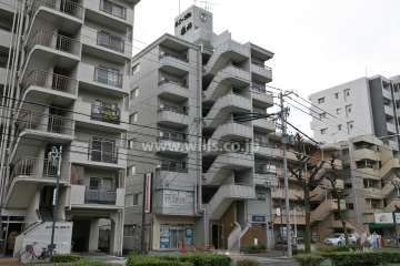 ユニーブル植田の外観(北東側から)