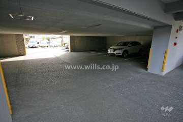 敷地内駐車場（屋内平面式）