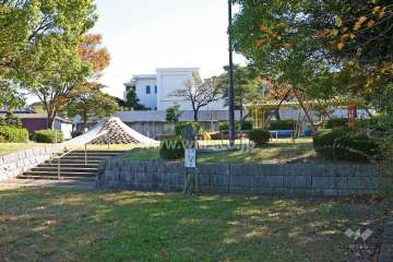 敷地に隣接する下山畑公園