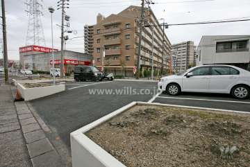 敷地内駐車場（屋外平面式）