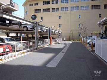 敷地内駐車場（機械式）