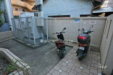 バイク置き場