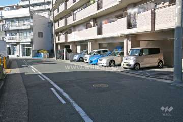 敷地内駐車場（屋外平面式）