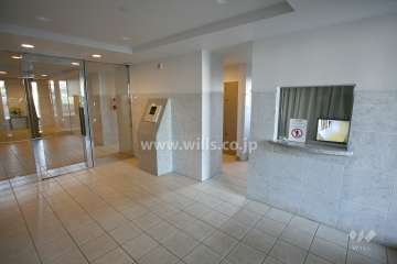 エントランスホール