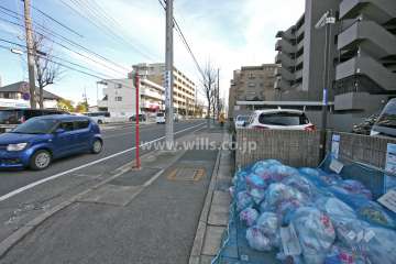 敷地北側前面道路