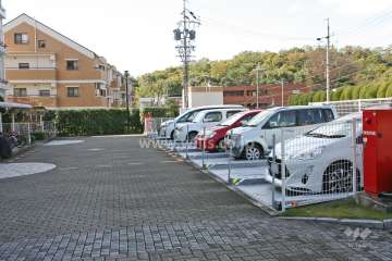 敷地内駐車場（屋外機械式）