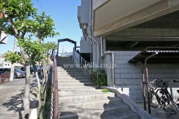 コーポラティブハウス青山舎3号棟エントランスアプローチ