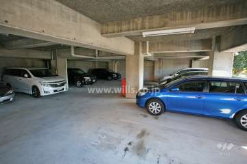 コーポラティブハウス青山舎1号棟敷地内駐車場(屋内平面式)