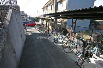 コーポラティブハウス青山舎4号棟駐輪場