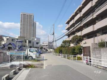 周辺の街並み