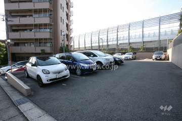 敷地内駐車場（屋外平面式）