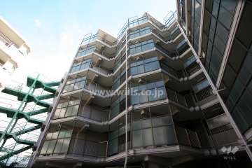 エスポア八事の外観（西側から）